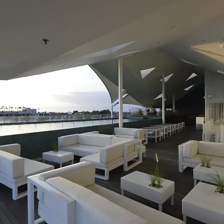 Ize Seminyak By Lifestyleretreats Hotel