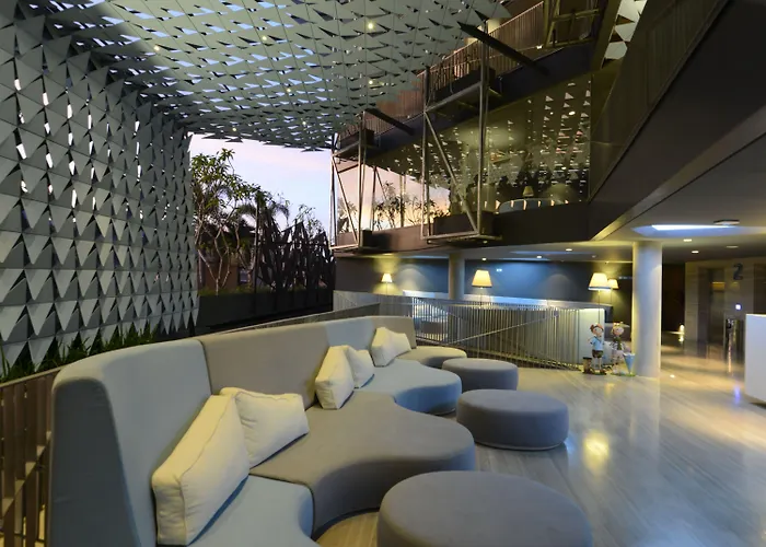 Ize By Lifestyleretreats