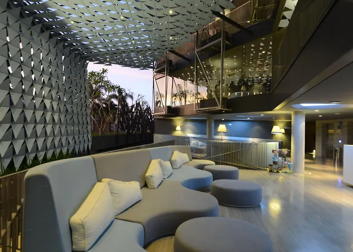 فندق Ize By Lifestyleretreats 4*